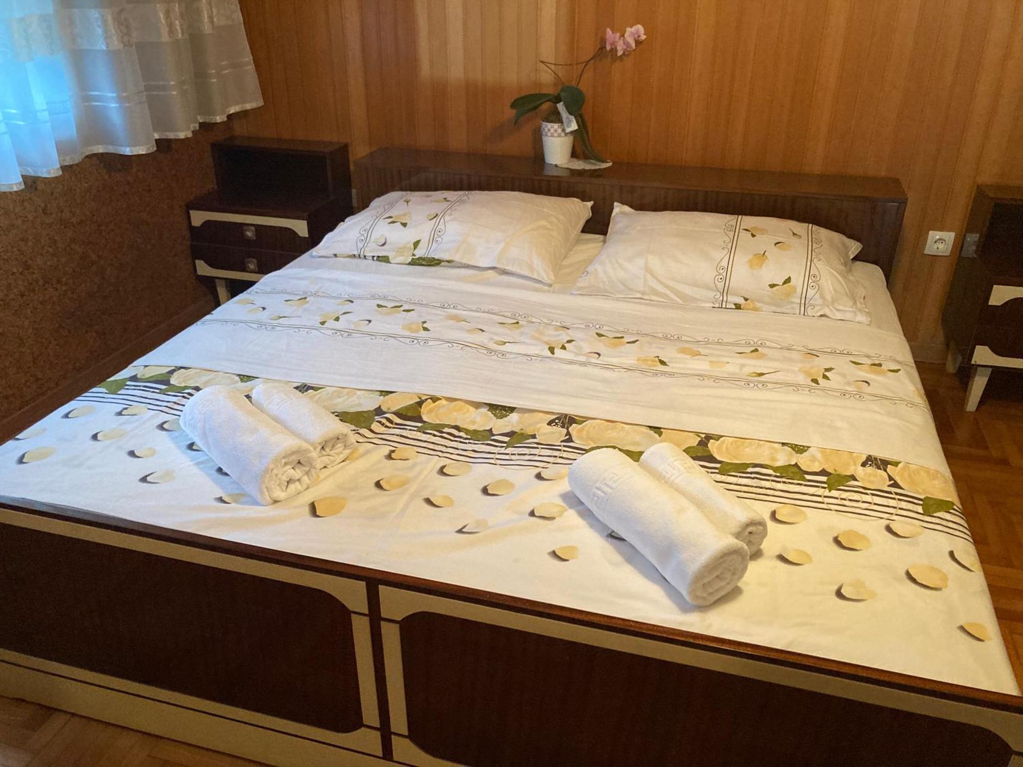 7 Flower Street Apartment Sempeter pri Gorici Esterno foto